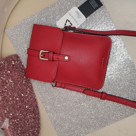 Tahari Handbags - Tahari ❤NWT❤ Small Bright Red Phone Crossbody Purse for essentials!❤❤❤
